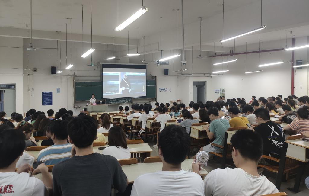 生命重于泰山 生命重于泰山