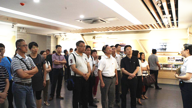 我校组织处级以上领导干部到桂林市开展革命传统和党风廉政主题教育活动