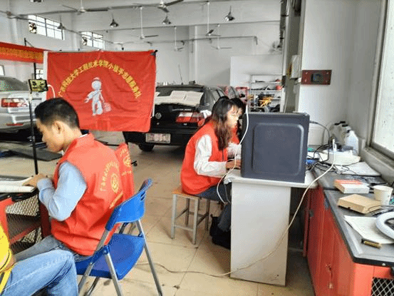 B827C690E9F18545E1E347529B0D2049