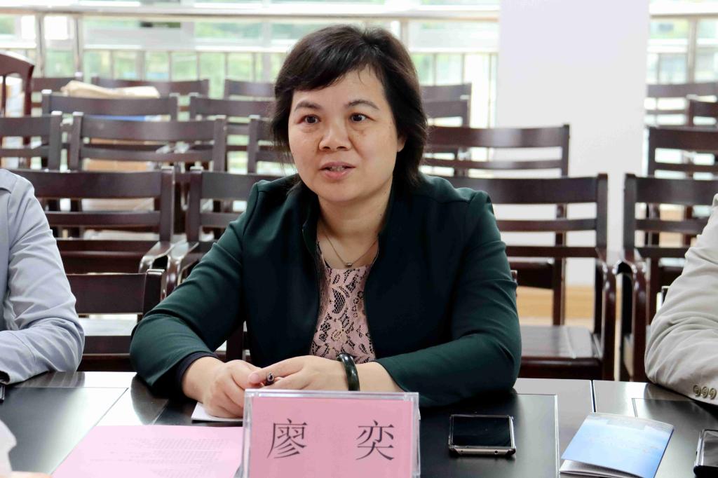 广西证券期货基金业协会与经济与管理学院开展合作交流