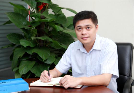 校友罗建华