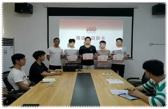 02407D8BBFEC2E27A7D9E331E52555AD