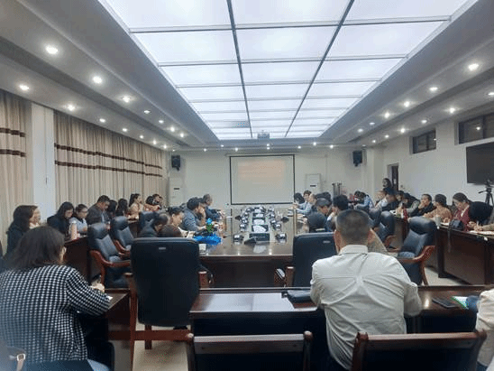 d7f045d7e9b12940bb096270b282651