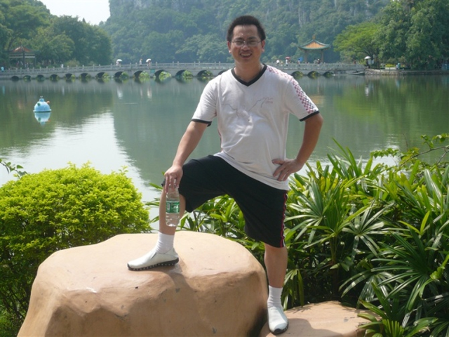 校友吴翔宇