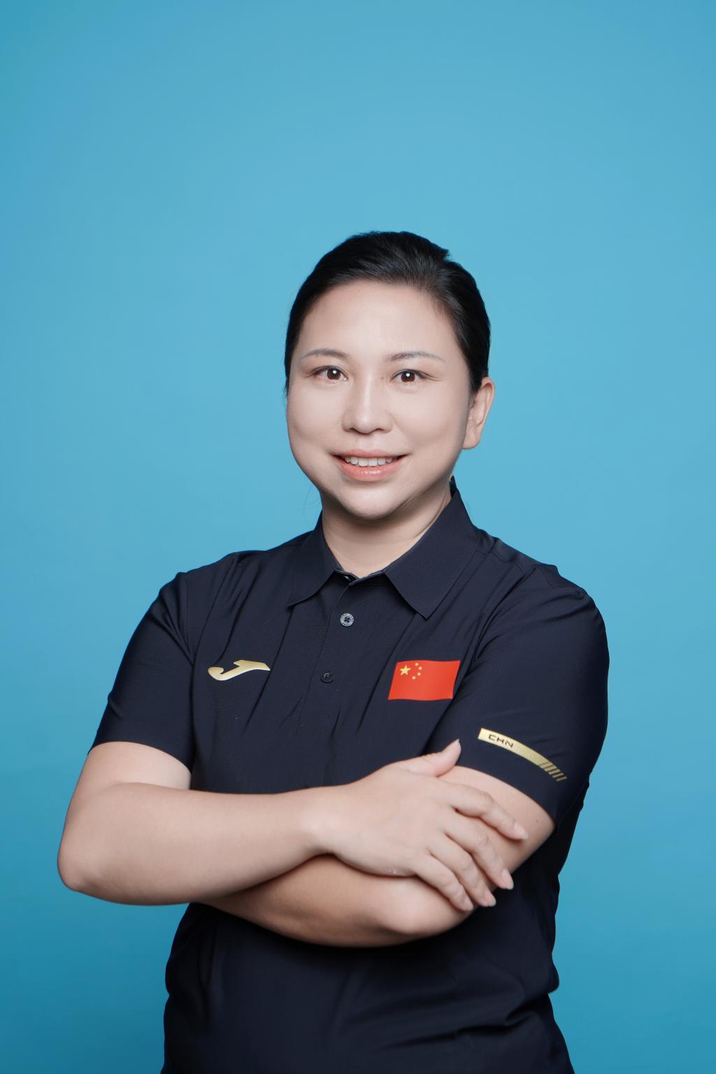 曾丽芳