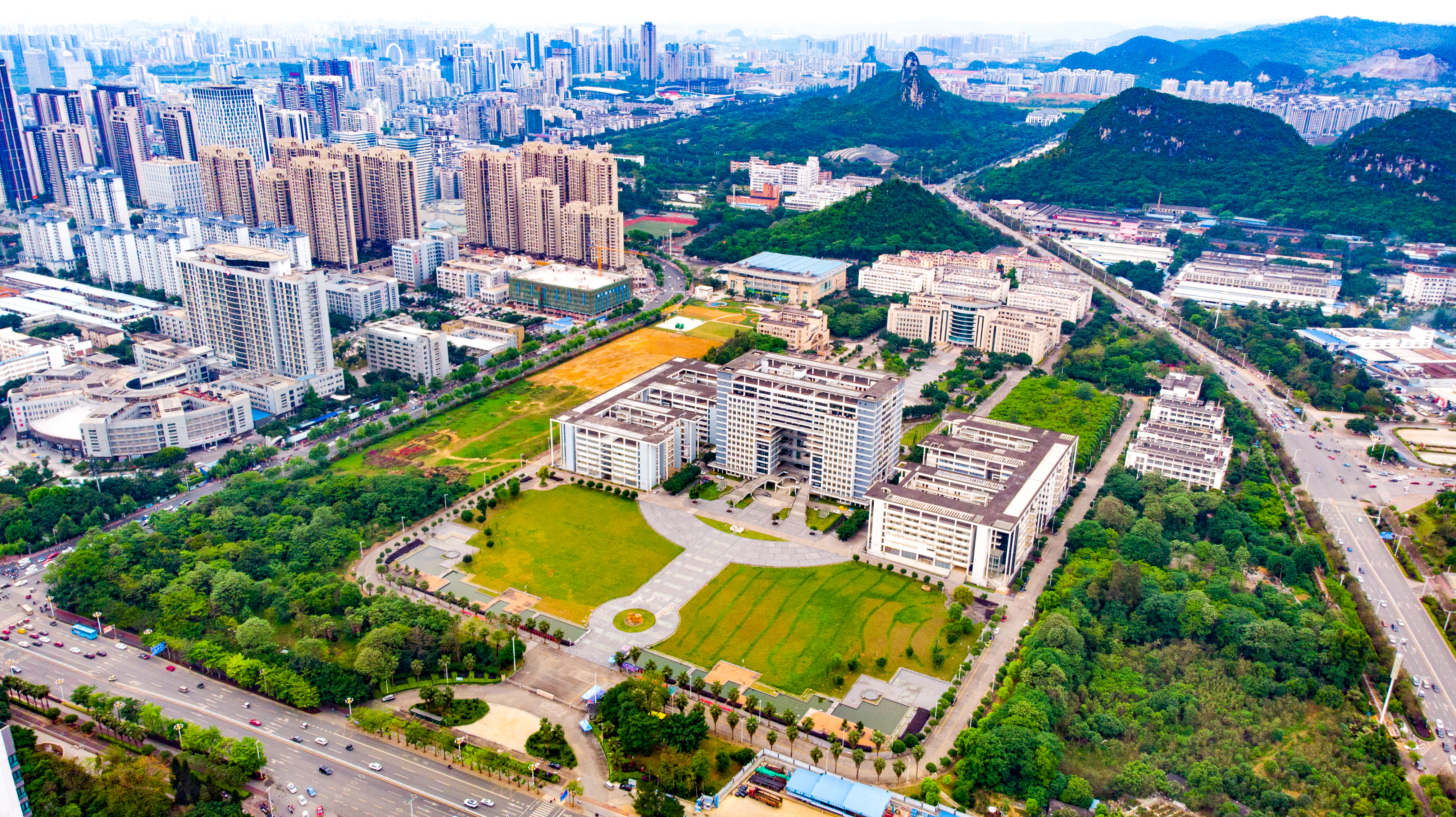 东环校区全景图