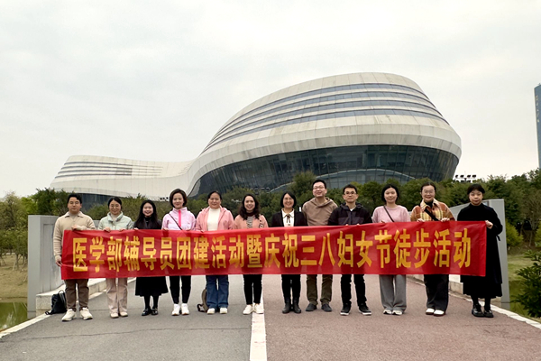 三八节活动照片 - 副本.jpg