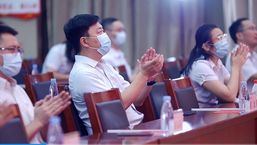 85c518f8dd94772e87de1c0dd911917