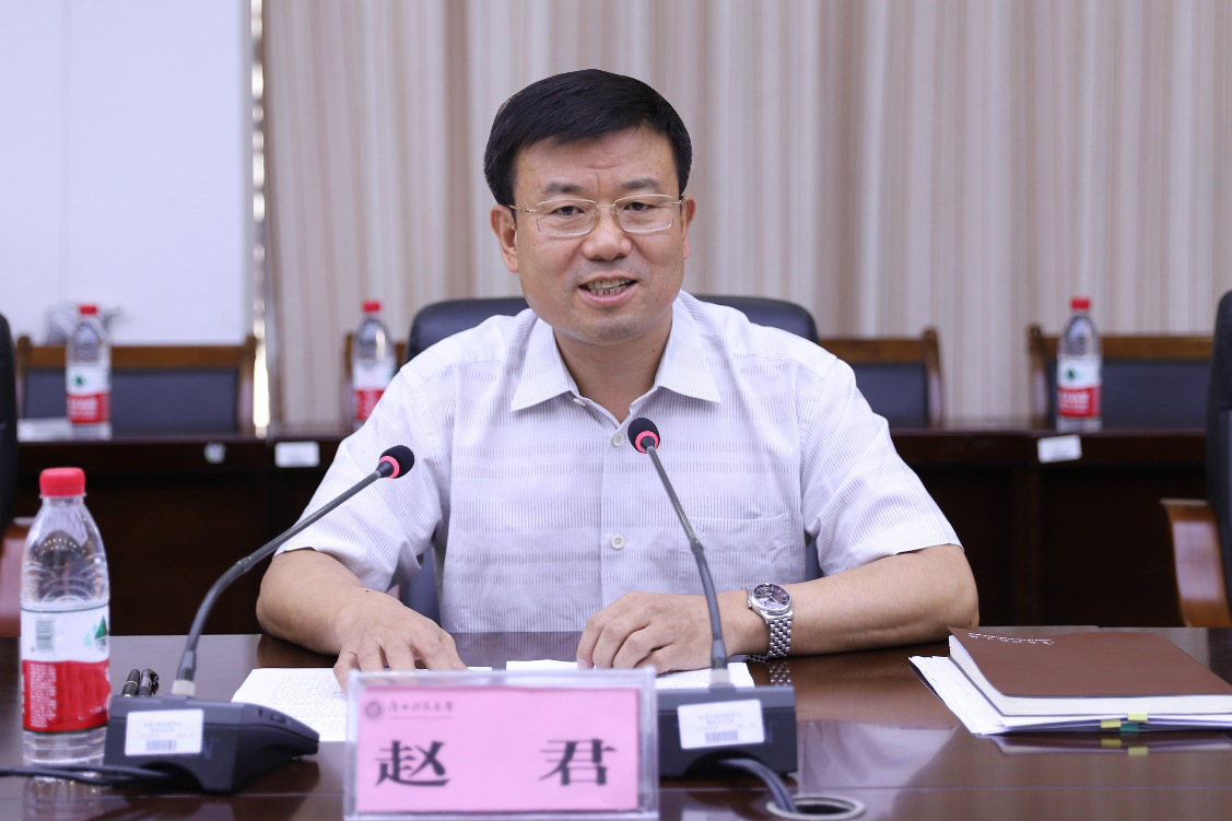 学校党委召开2021年二级党组织书记9月例会-广西科技大学