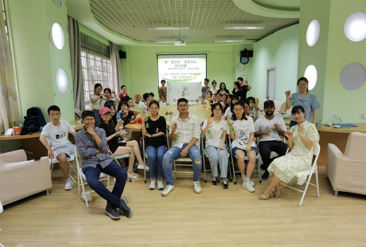 说明: U(@C}_B8[)OVHJ~JKN{T0_U_tmb