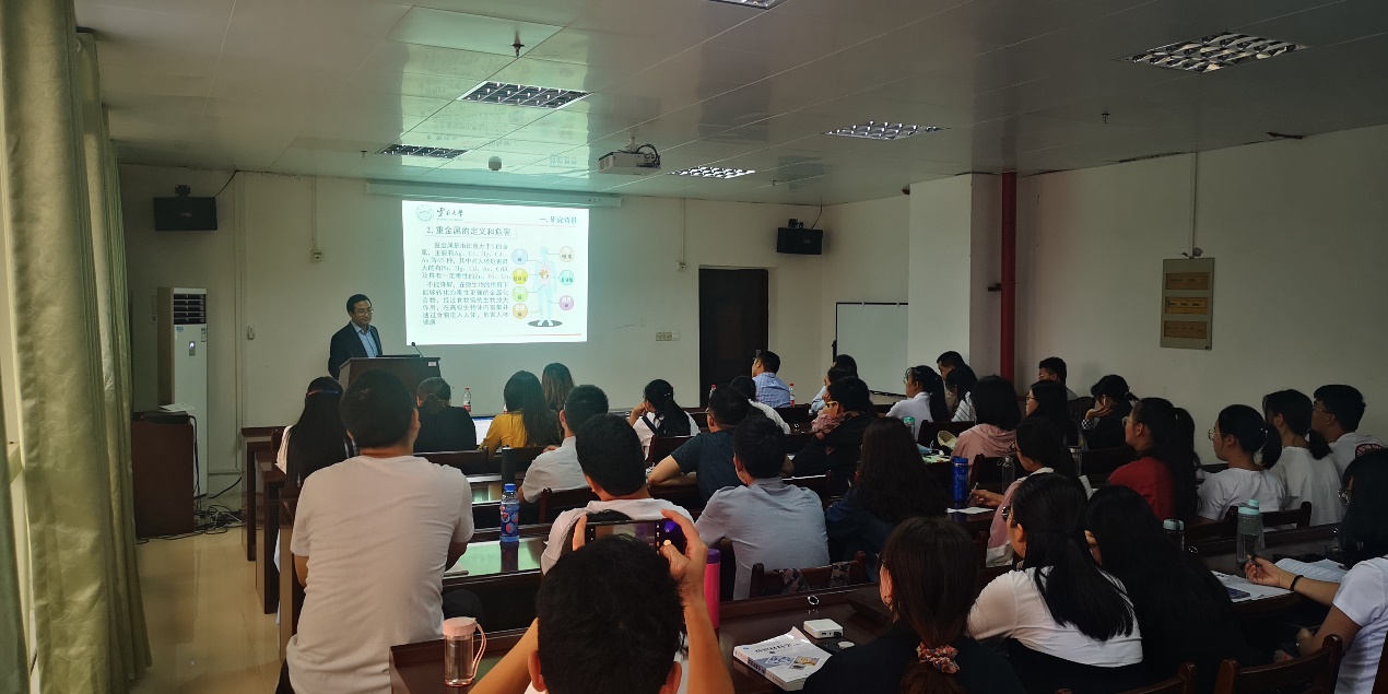 说明: http://www.gxust.edu.cn/__local/E/E6/46/D5FC7AB363242ABB063D9CD95E7_86B9D908_36484.jpg